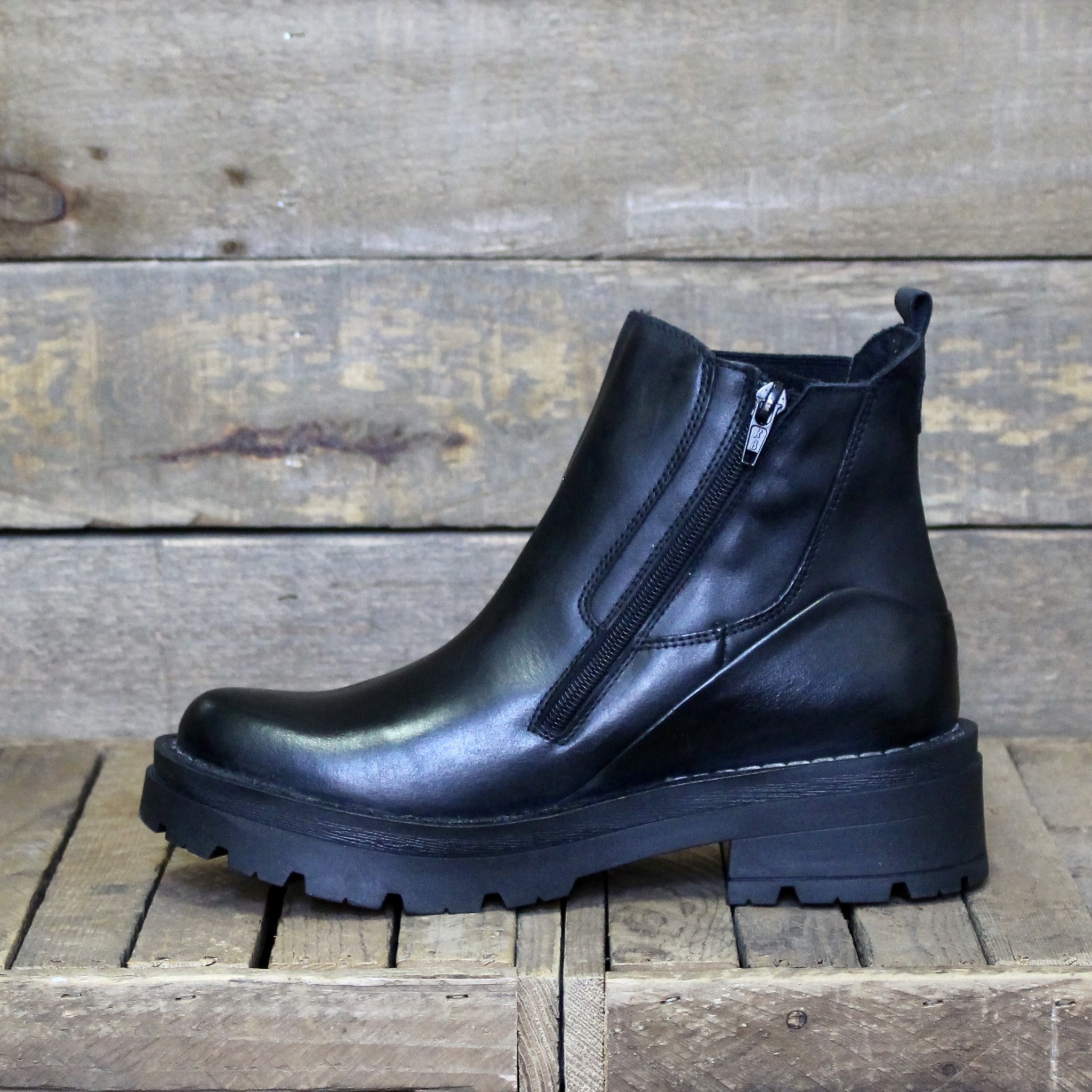 Chacal Chacal - 6461 Madison Leather - Black