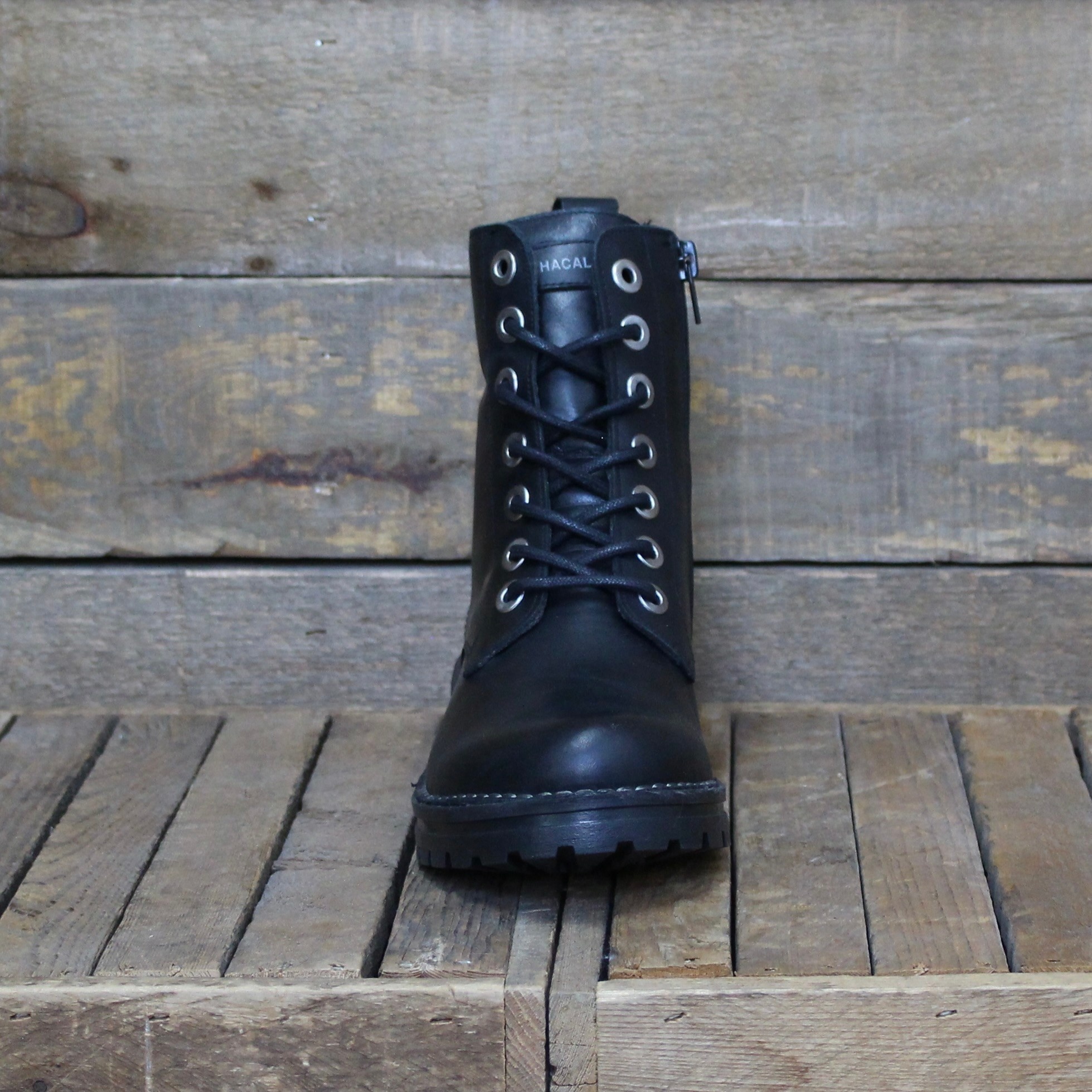Chacal Chacal - 6830 Madison Leather - Black