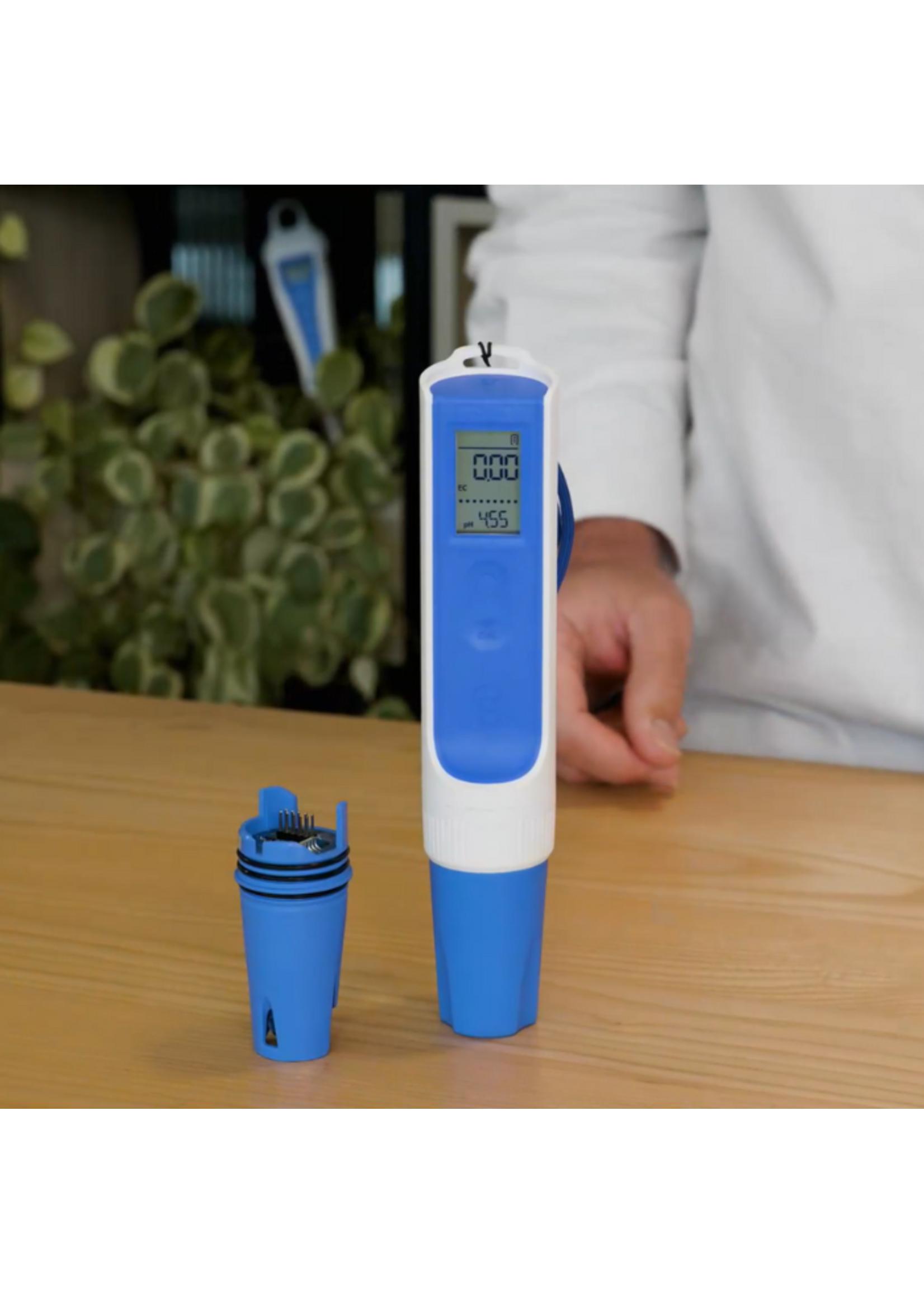 BlueLab Bluelab OnePen 3-in-1 pH EC Temp Pen with Replaceable Probe