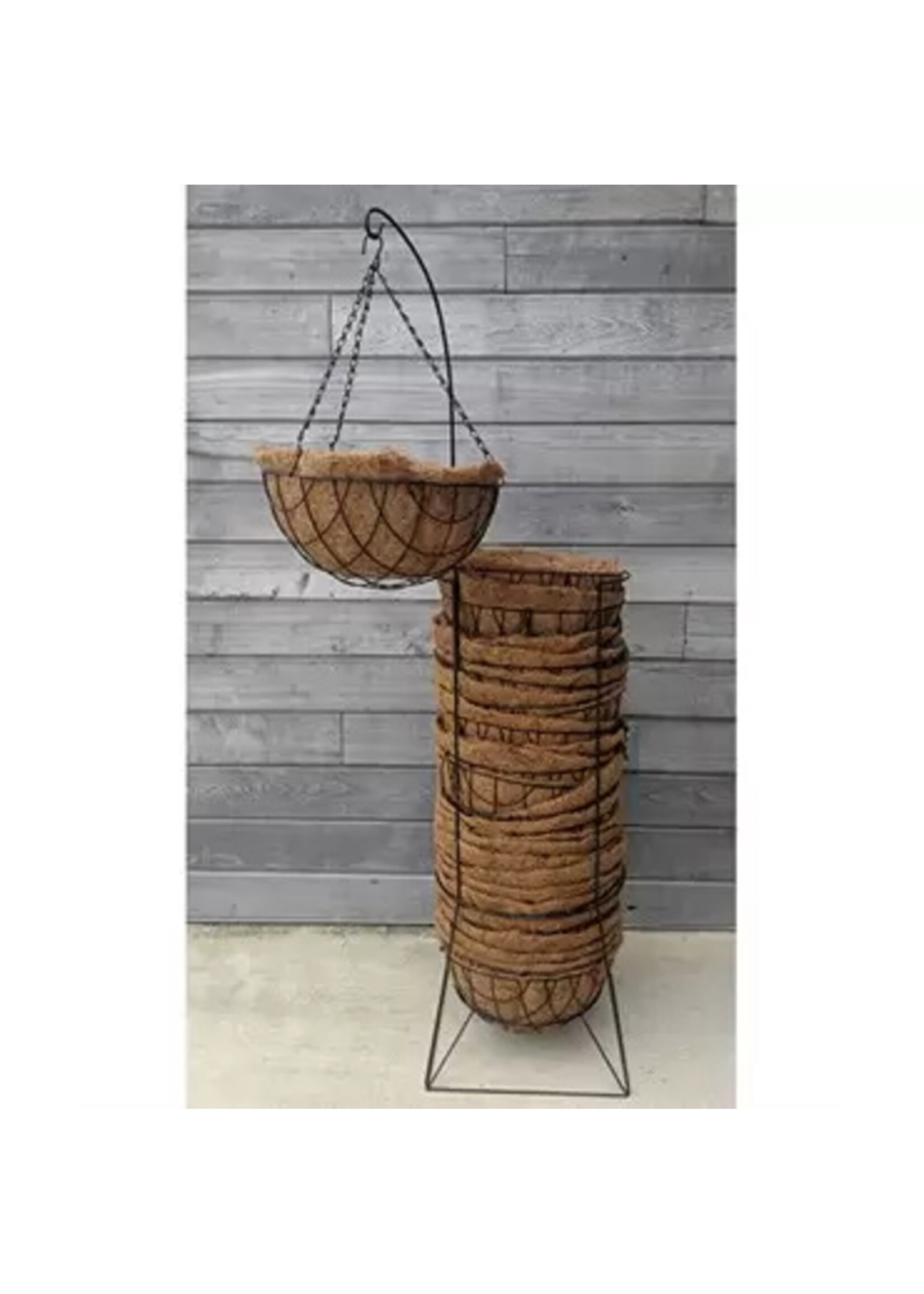 OREGON WIRE PRODUCTS Oregon Wire 14 Inch Diamond Hanging Basket with coco liner