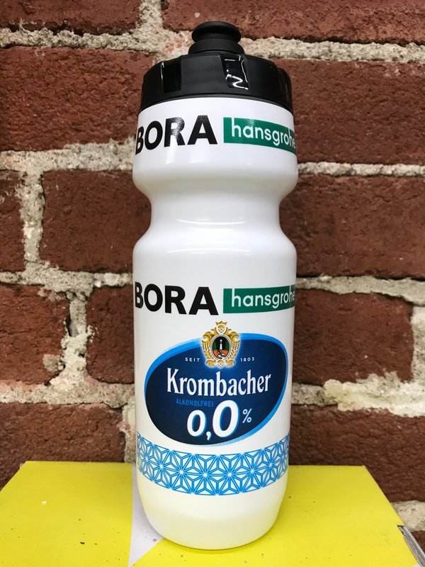 Bora Hansgrohe water bottle 24oz