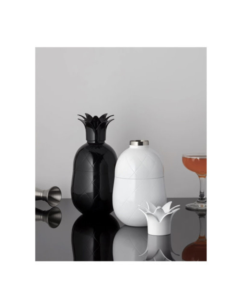 W&P Pineapple Cocktail Shaker White 18.5oz