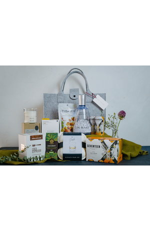 The Bottle Shop Hamper with Gin