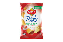 Smith Smiths Thinly Cut Chips Sweet Chilli Sour Cream 175g