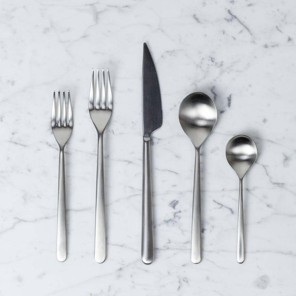 Italian Linea 5 Piece Place Setting - Ice - The Foundry Home Goods