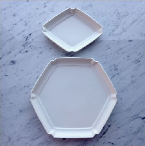 PRETTY PLATES