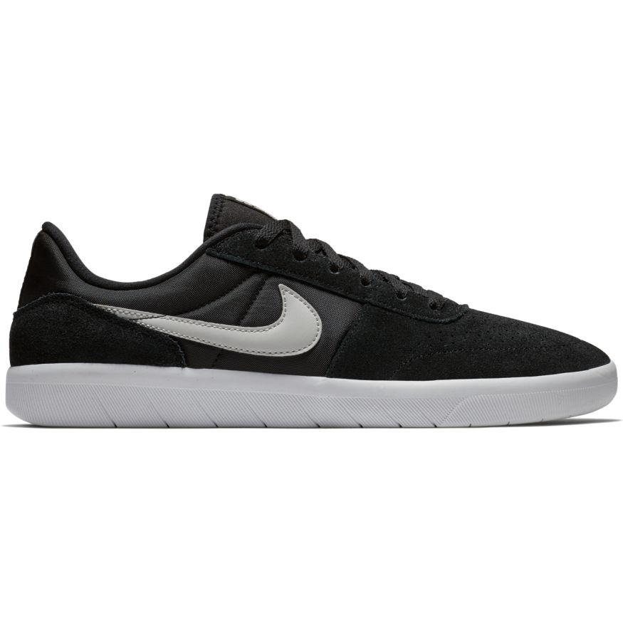 nike sb team classic light bone