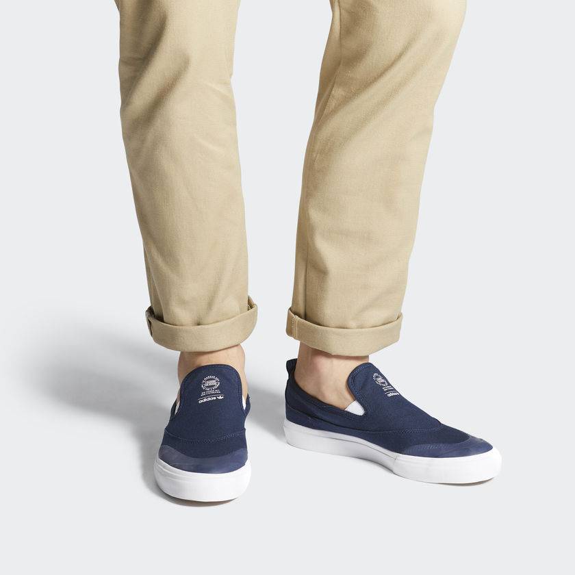 {keywor d} adidas matchcourt slip