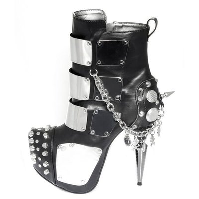 Hades Footwear Oracle