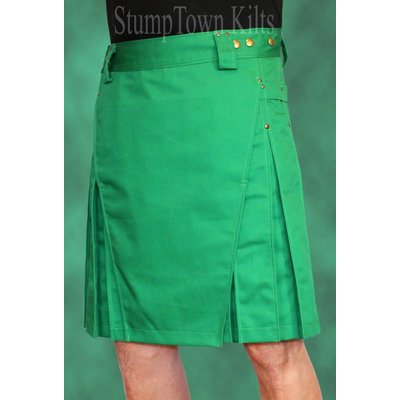 StumpTown Kilts Men's Kelly Green Kilt w/Antique Brass Rivets