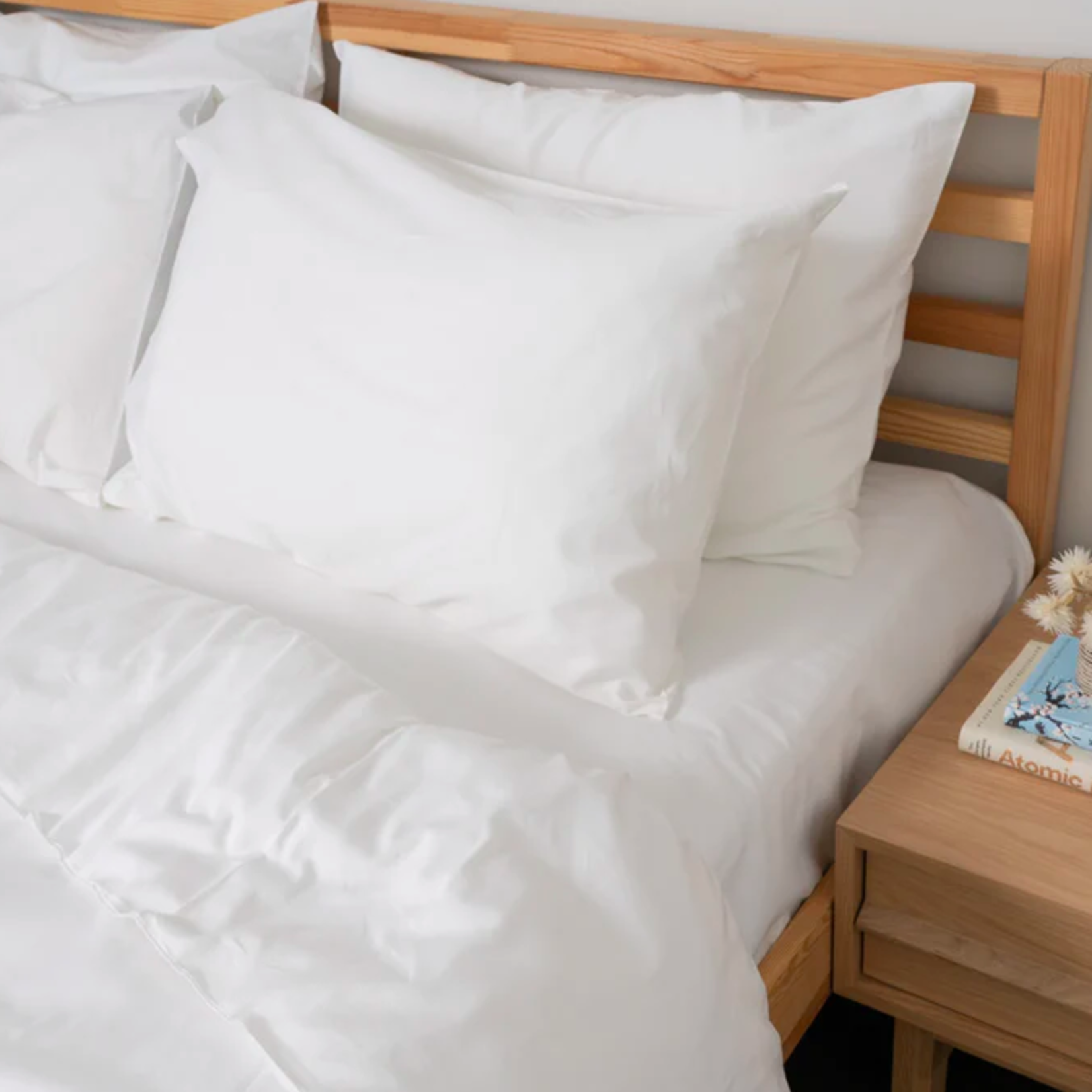 homebird Soft & Cozy Sateen White Pillowcases, Queen
