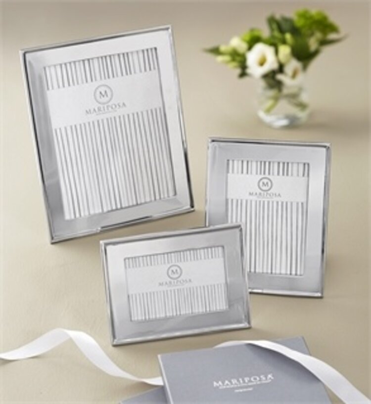 Mariposa Signature 4x6" Engravable Frame