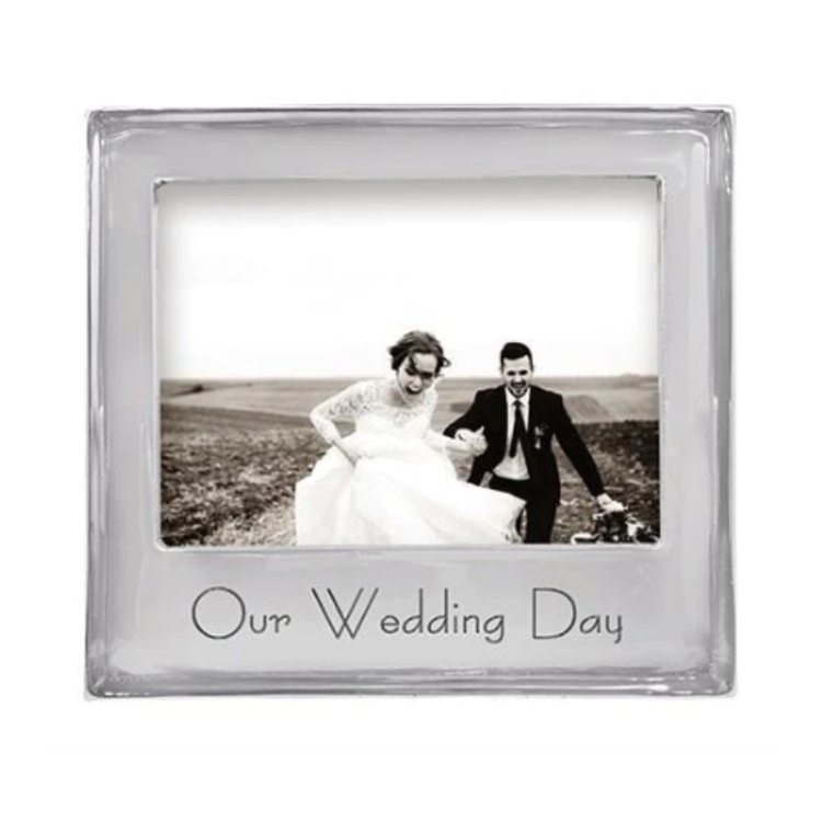 Mariposa Our Wedding Day 5x7 Signature Frame