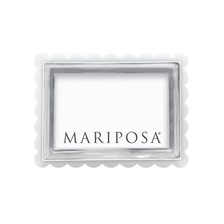 Mariposa Acrylic Scallop White 4x6 Frame