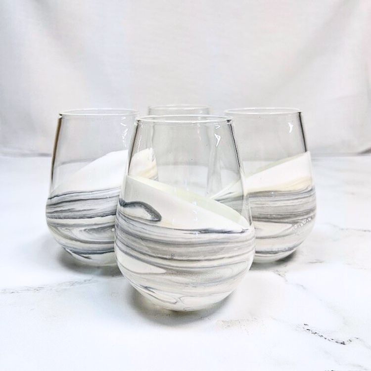 Lynn & Liana Serveware Resin Stemless Glass
