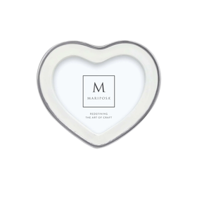 Mariposa Signature White Heart 4x6 Frame