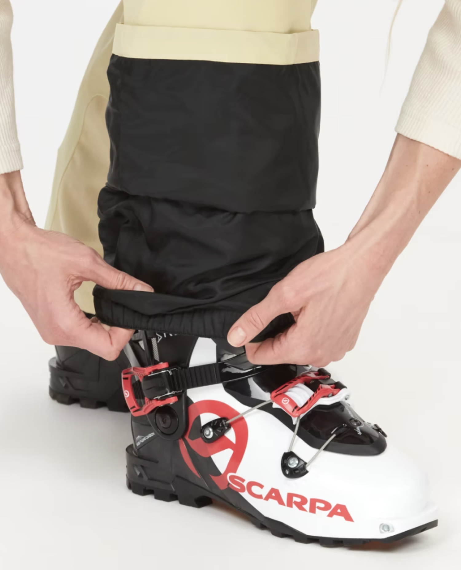 Women's Refuge Pants - Alpenglow Adventure Sports