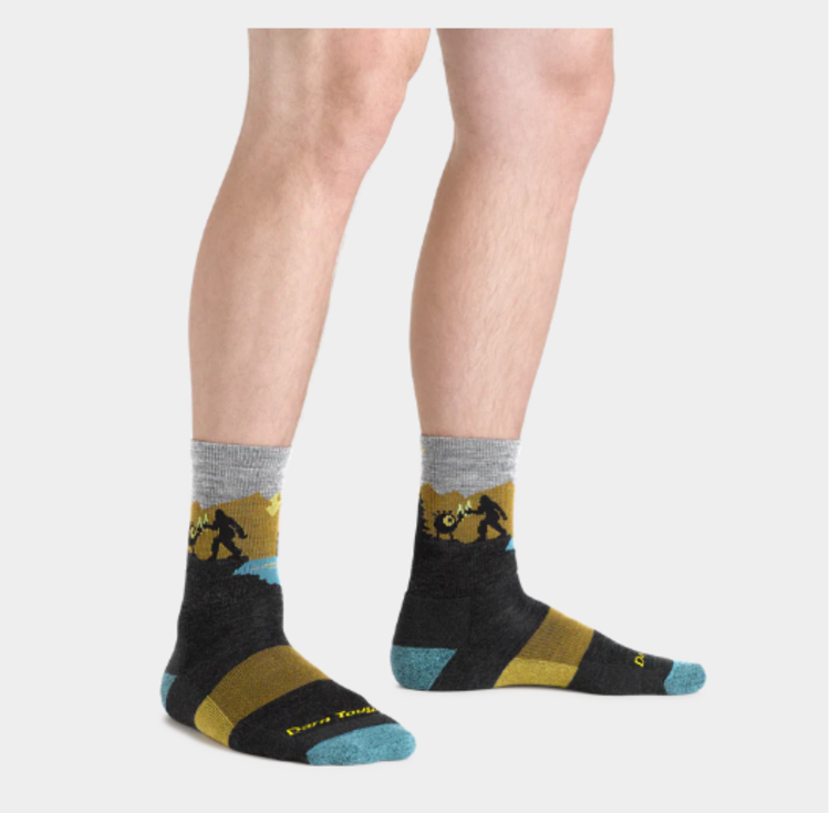 Darn Tough Vermont Men's Close Encounters Micro Crew Midweight with Cushion