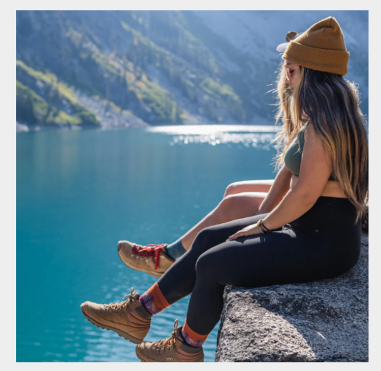 Darn Tough Vermont Women's Northwoods Micro Crew Midweight with Cushion Hiking Sock