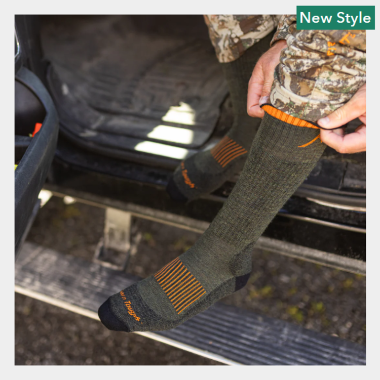 Darn Tough Vermont Men's Hunting Midweight Boot Sock w/ Cushion