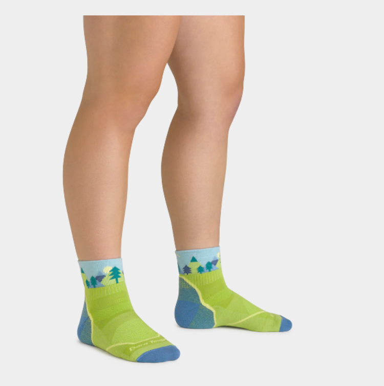 Darn Tough Vermont Kid's Quest 1/4 Lightweight Hiking Sock w/ Cushion