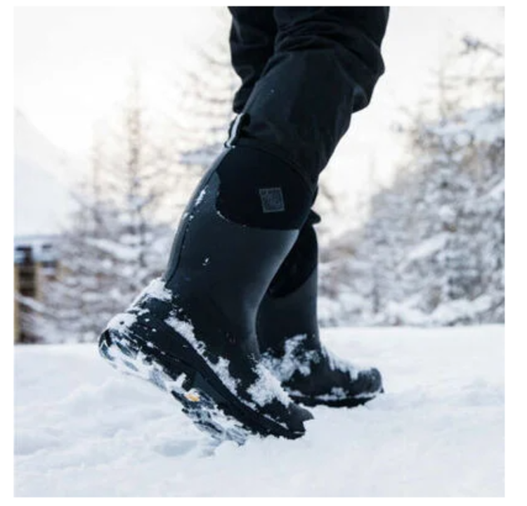 Muck Men's Arctic Ice Mid Boot + Vibram Arctic Grip A.T.