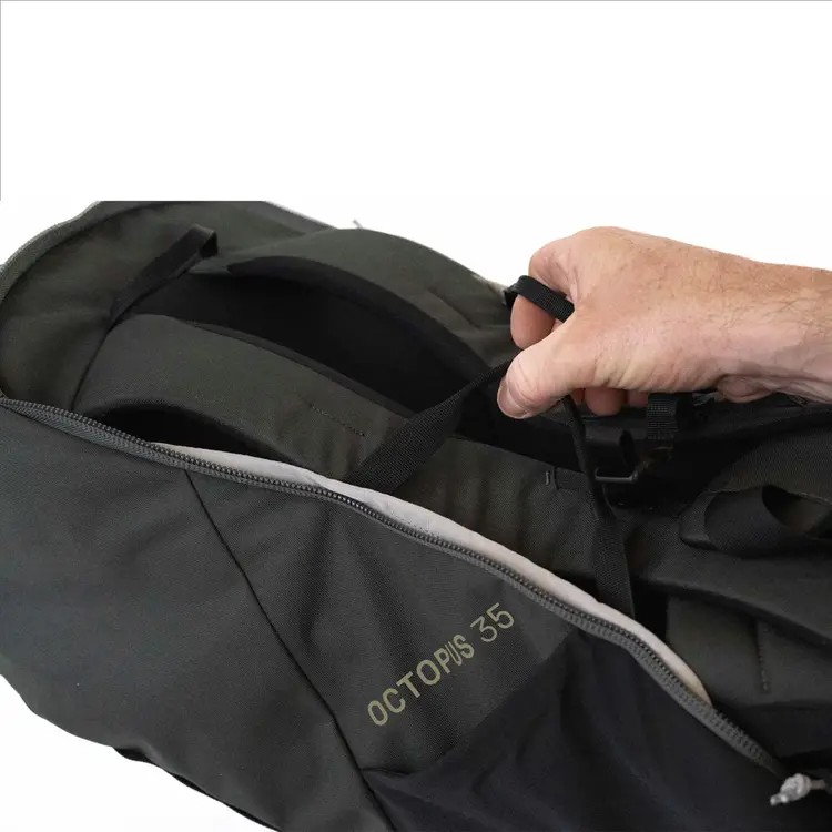 Blue Ice Octopus 35L Pack - Shadow