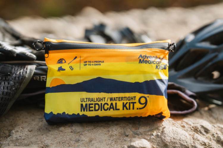 Adventure Medical Kits Ultralight/Watertight .9 Medical Kit