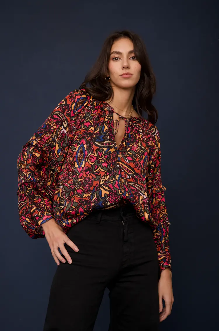 love the label Lucette top