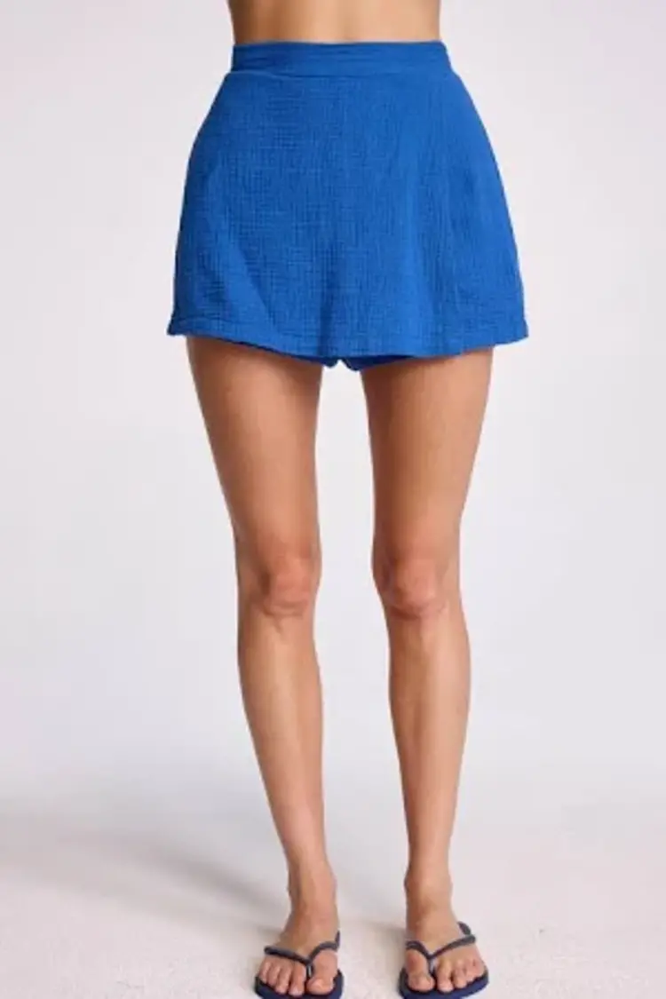 25-12-240 lake skort