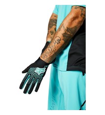 Gloves, Fox Defend gloves