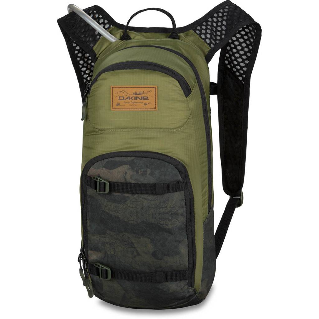 Hydration pack, Session 8L