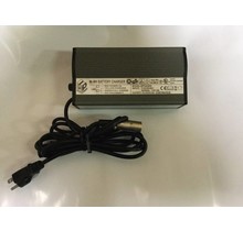 Charger Lithium 19V3A NI MH Charger