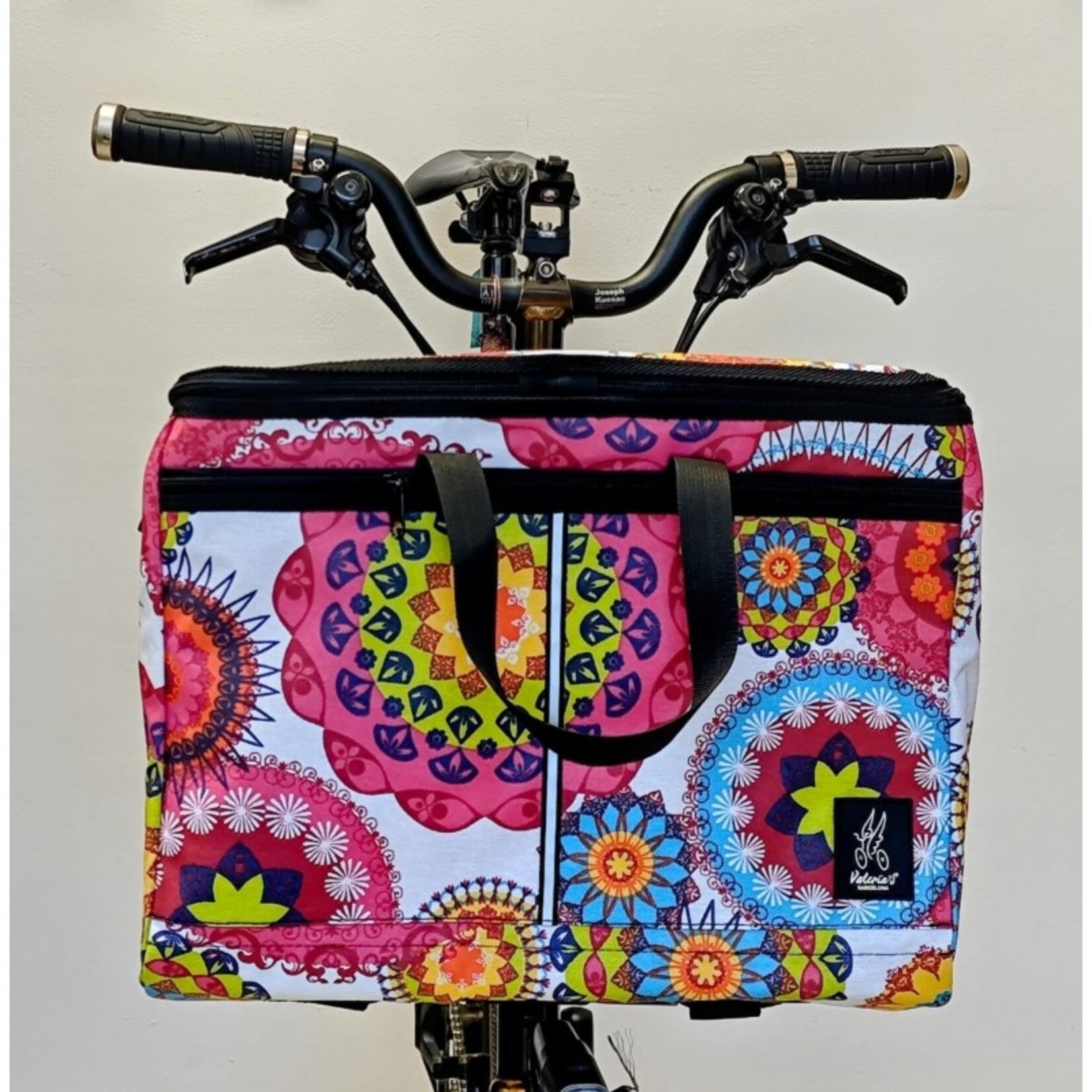 Valeria's Bike Accessories Valeria's shop bag for Brompton, Mandala (Pink) with brace and Frame