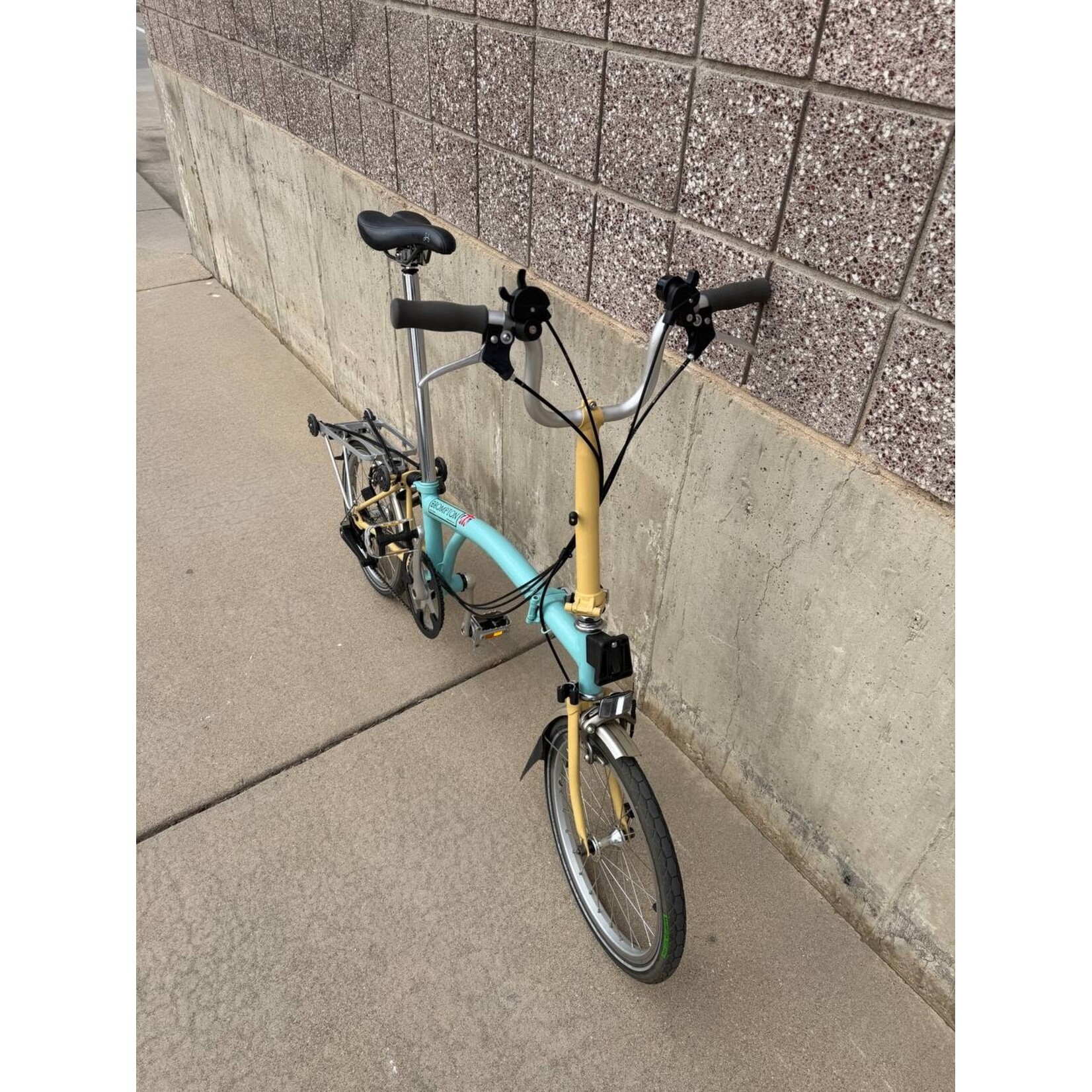 Brompton C line 6 speed Turkish Green M handlebar pre-owned