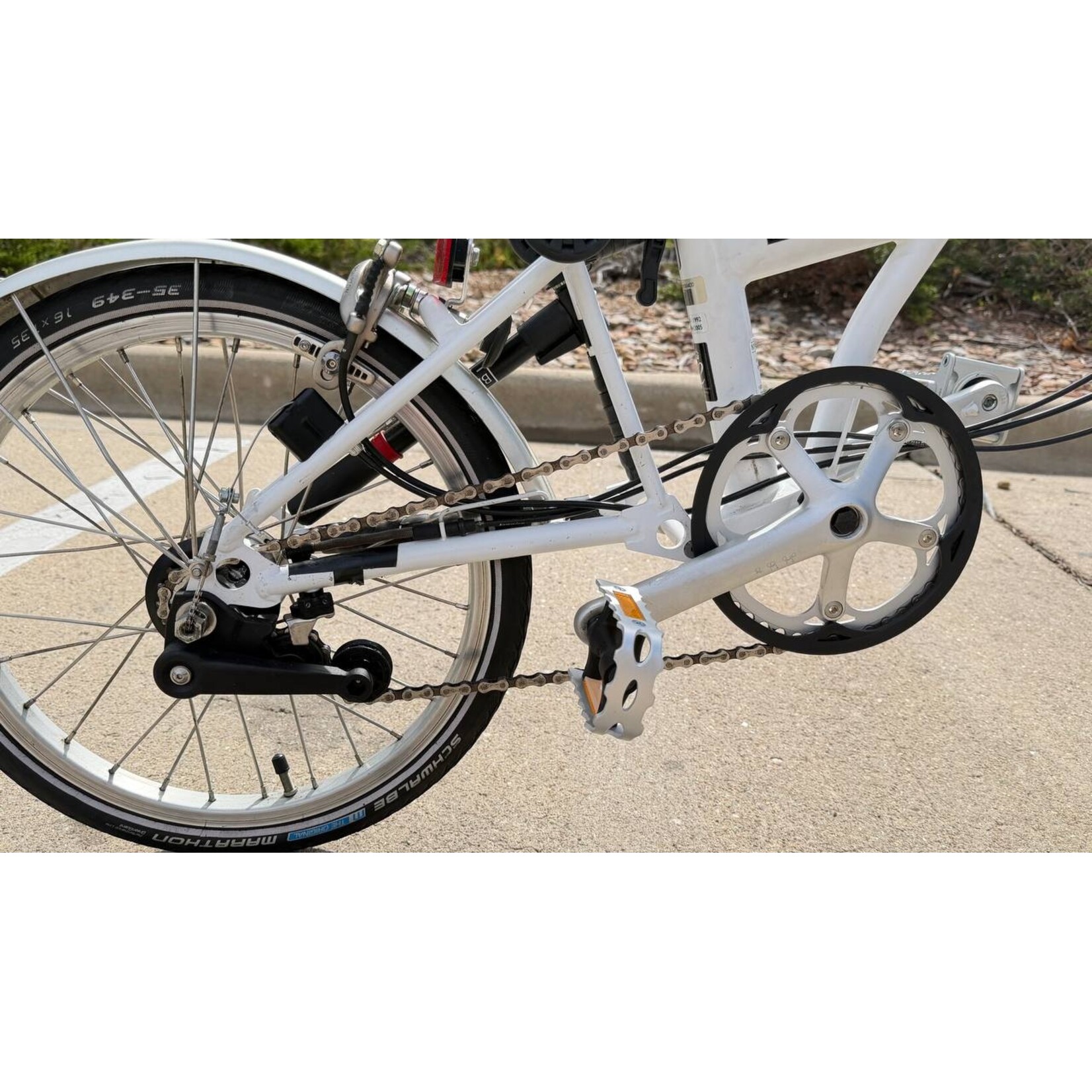 Brompton C line 6 speed M handlebar White Pre-owned