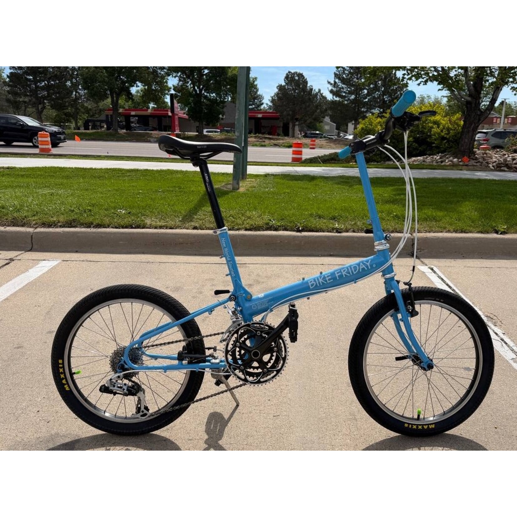 Bike Friday pre-owned Light Blue color, 27 speed, excellent condition!