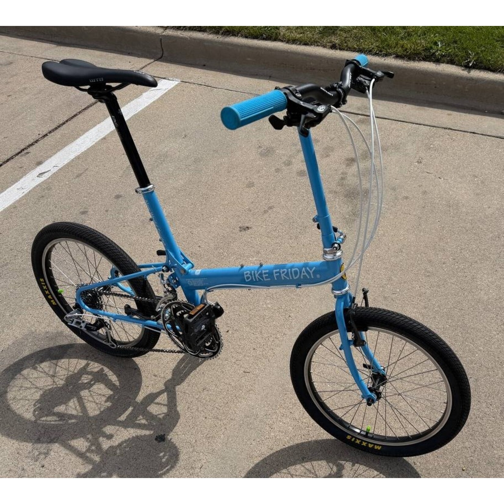 Bike Friday pre-owned Light Blue color, 27 speed, excellent condition!