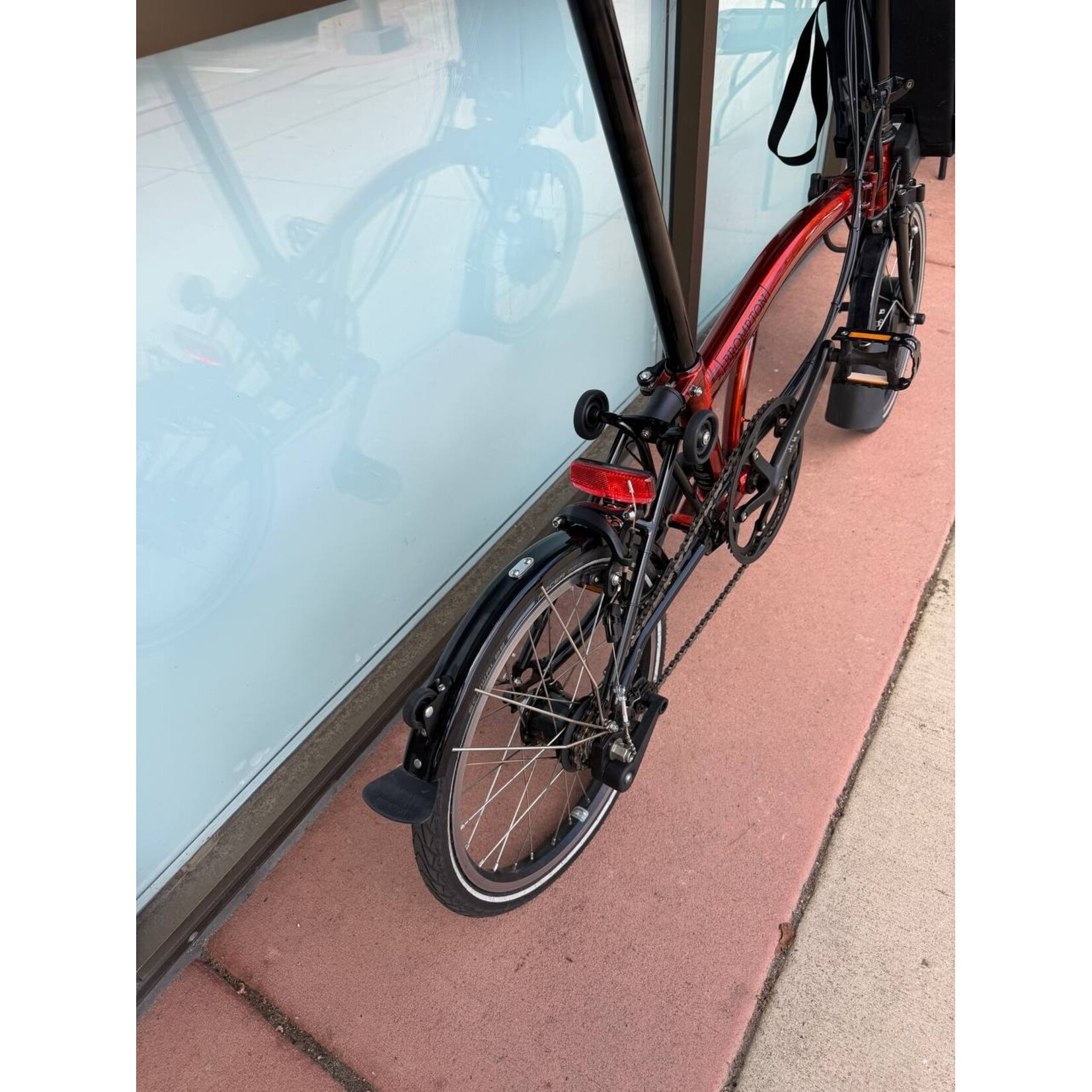 Brompton Brompton Electric Flame Lacquer C Line Explore High Handlebar - pre-owned