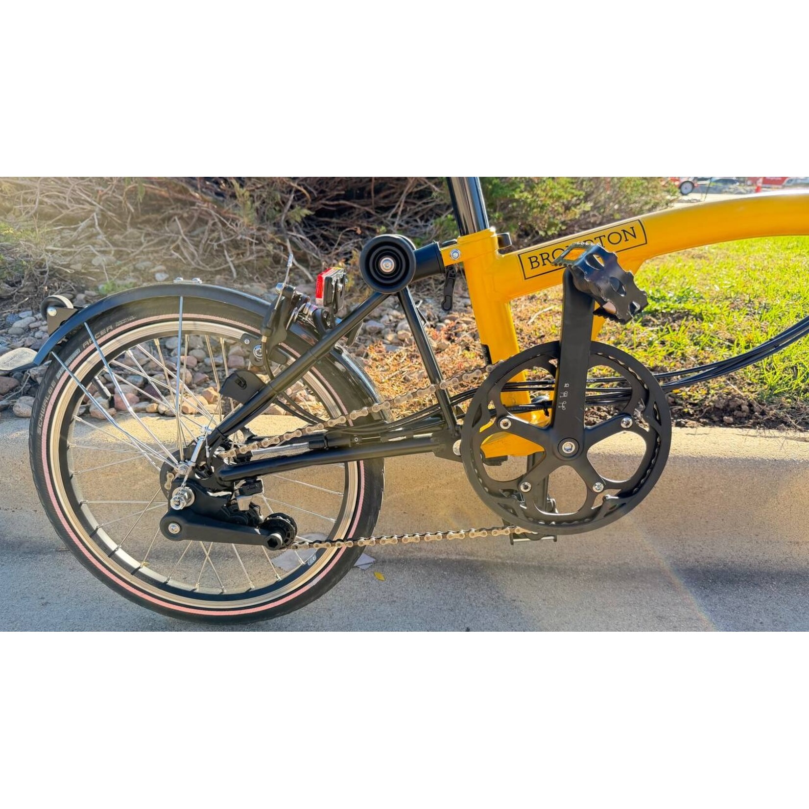 Brompton Brompton Electric Bumblebee Yellow C Line Explore High Handlebar - pre-owned