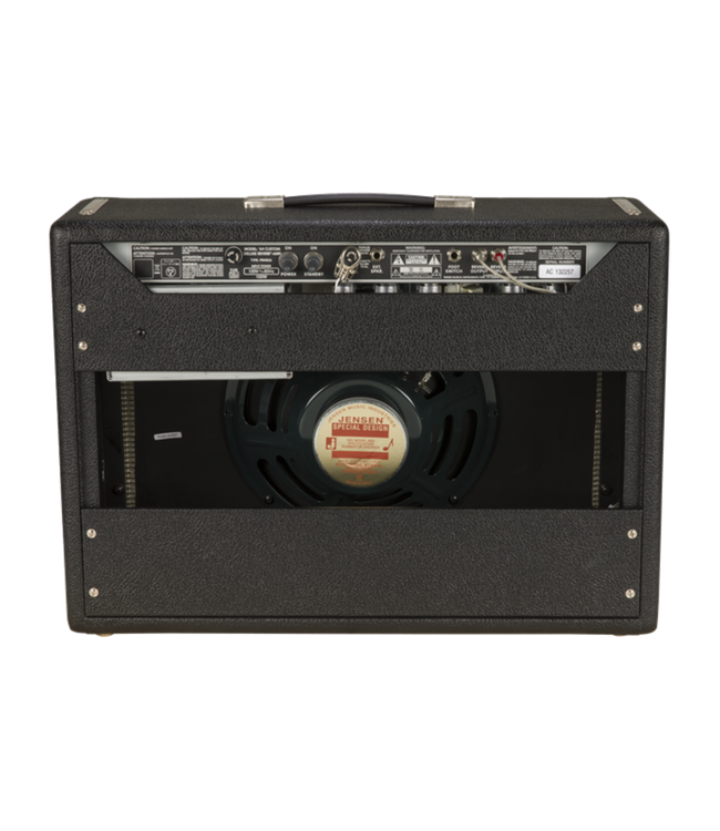 Fender '64 Custom Deluxe Reverb Guitar Amplifier