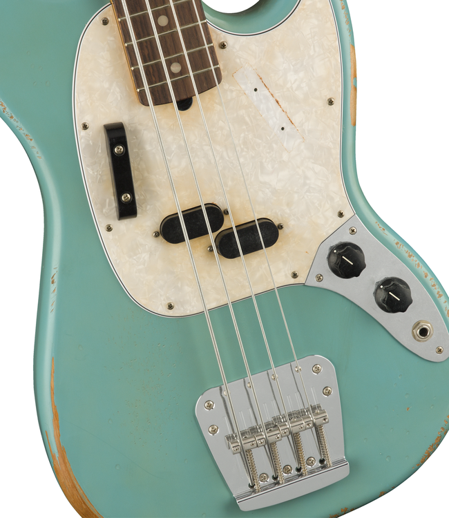 Fender JMJ Road Worn Mustang Bass - Rosewood Fretboard, Faded Daphne Blue