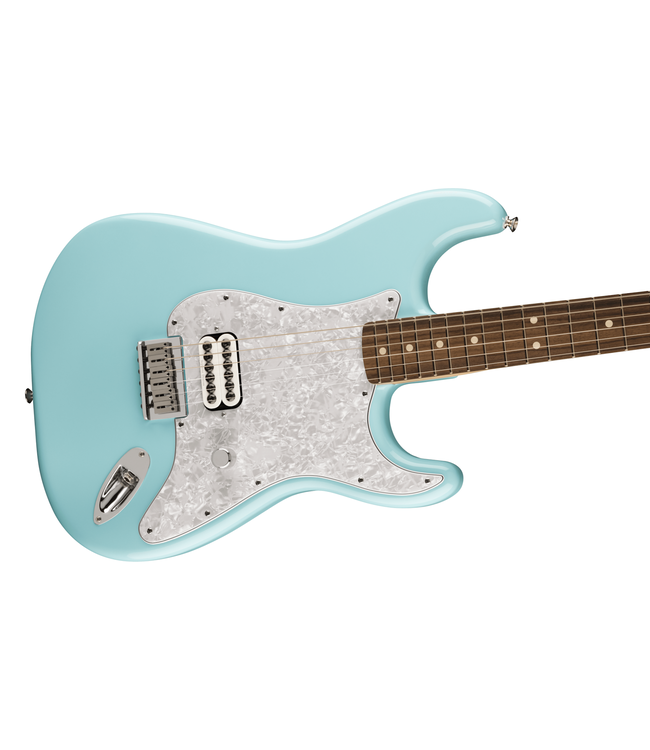 Fender Tom DeLonge Stratocaster - Rosewood Fretboard, Daphne Blue