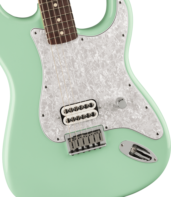 Fender Tom DeLonge Stratocaster - Rosewood Fretboard, Surf Green