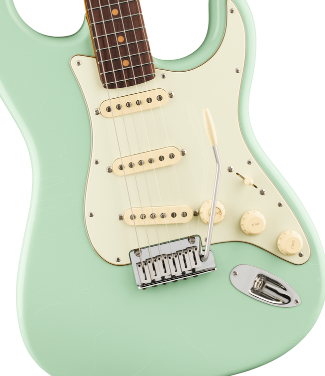 Fender American Ultra Luxe Vintage '60s Stratocaster - Rosewood Fretboard, Surf Green