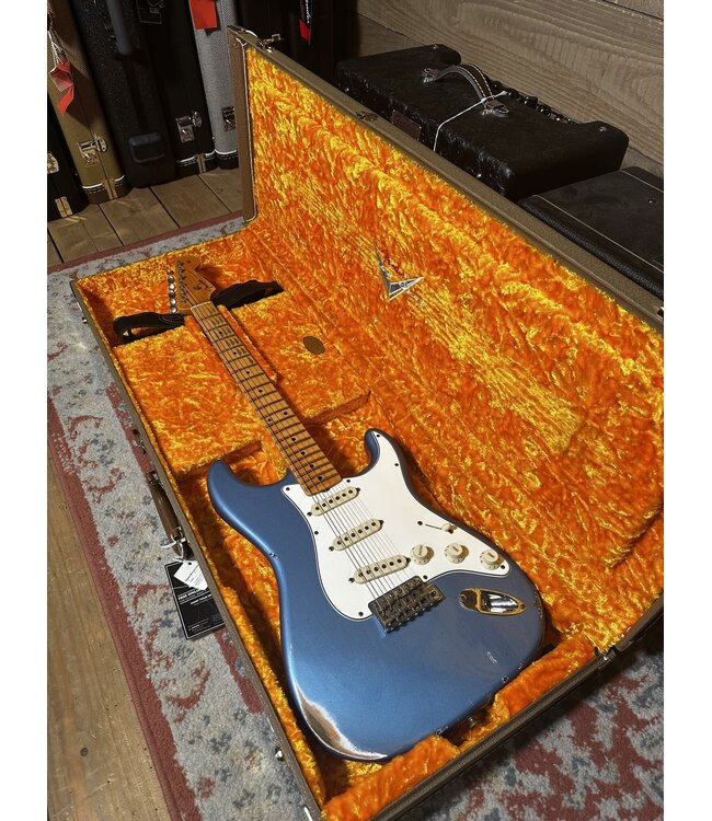 Fender Custom Shop Early '59 Stratocaster Relic - Maple Fretboard, Super Faded Lake Placid Blue (Used)
