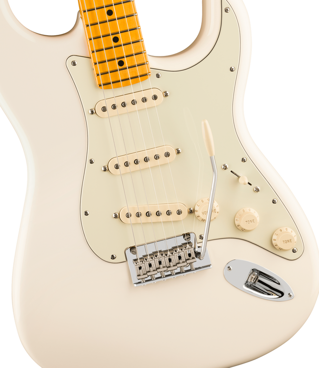 Fender American Professional Stratocaster - Maple Fretboard, Olympic White