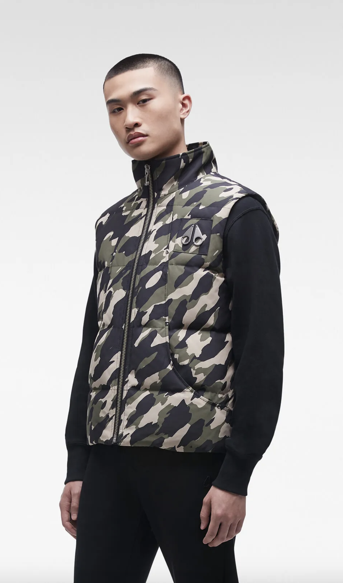 Moose Knuckles MOOSE KNUCKLES ORIGINAL MONTREAL PARK GREEN CAMO VEST M32MV474H 1018