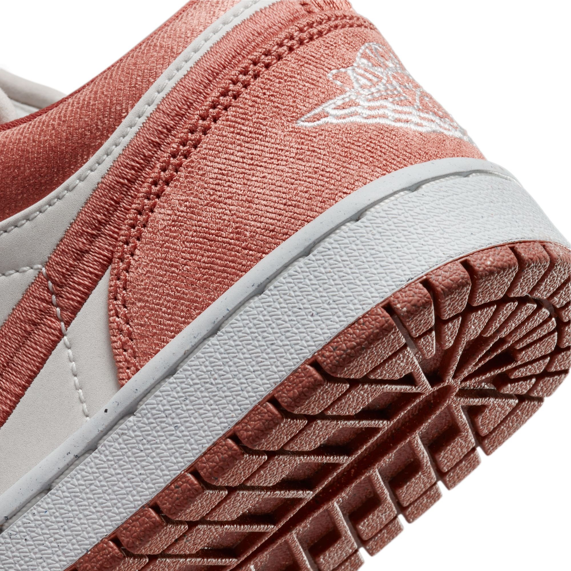 Jordan - WMNS AIR JORDAN 1 LOW SE 'TWINE/ORANGE/ORANGE QUARTZ/SAIL' -  VegNonVeg