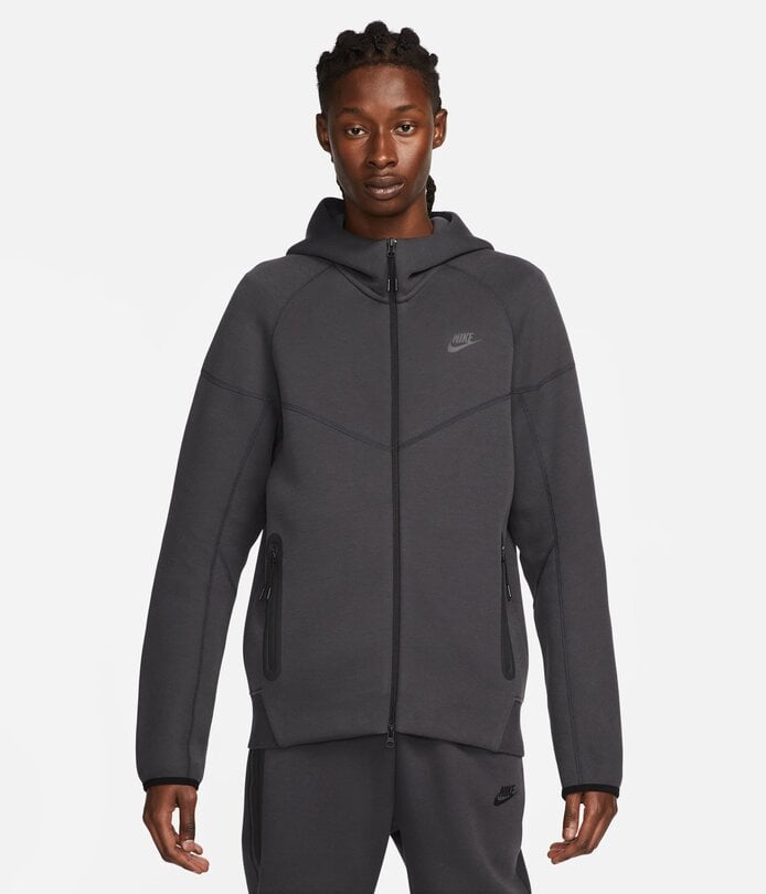 Nike Men s Nike Tech Fleece Jacket Charcoal FB7921 060